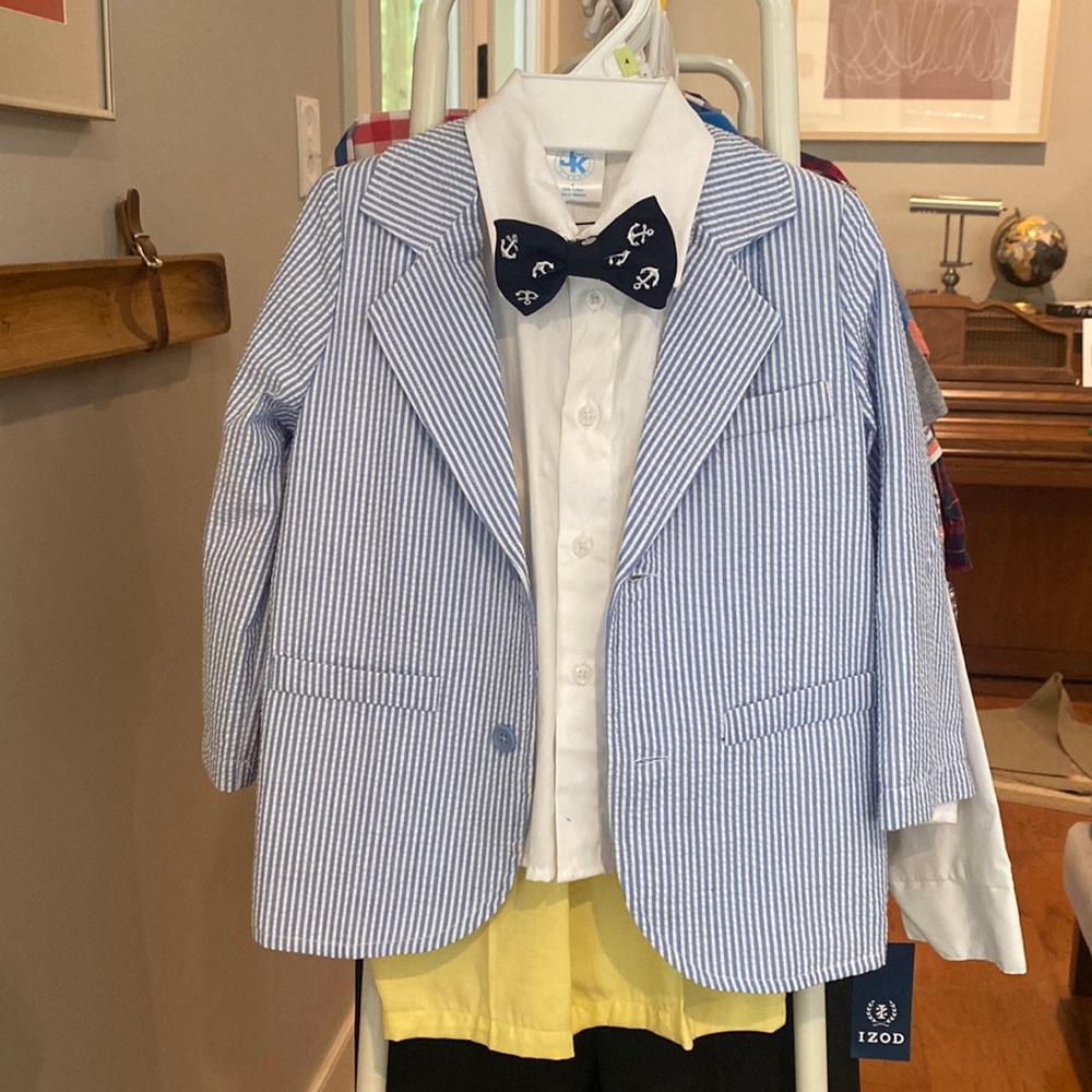 Brand new with tags Seersucker 3-piece!